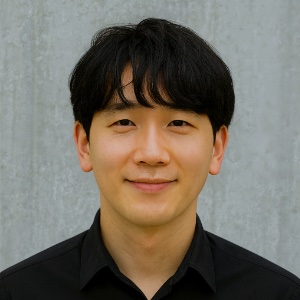 亀井 智矢 の写真